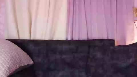 Snapshot of lily_evaans_ chatting on September 19, 3:05 pm Lily Evans online show from September 19, 3:05 pm