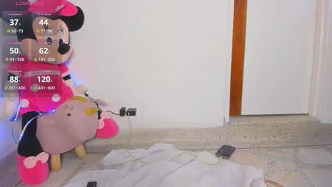   online show from November 26, 6:15 pm