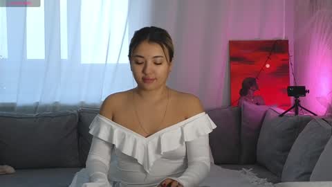 Lily online show from January 13, 6:27 am