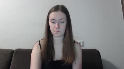 lily_love_x online show from February 13, 3:29 am