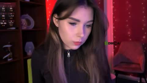 Lily online show from November 25, 7:23 pm