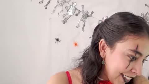 Lily Roberts online show from October 23, 3:24 pm