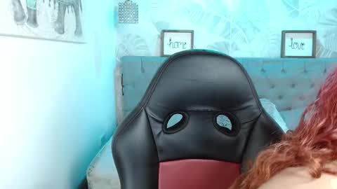 lily_tk online show from December 23, 3:45 am