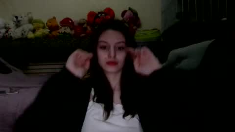 lilycandy_ online show from February 6, 2:04 pm