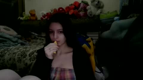 lilycandy_ online show from December 15, 11:23 am