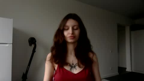 lilycandy_ online show from March 11, 9:56 am