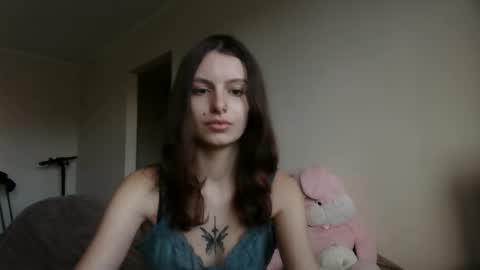 lilycandy_ online show from October 21, 10:42 am