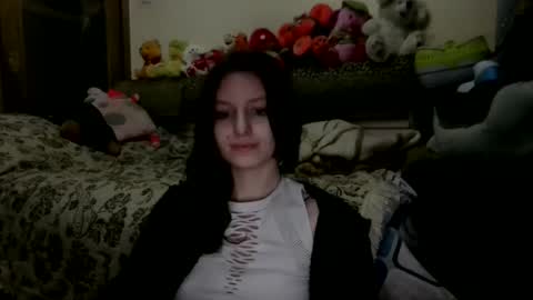 lilycandy_ online show from December 14, 3:36 pm