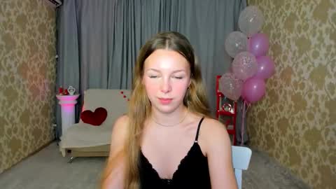 lilyeblake online show from February 27, 8:01 pm