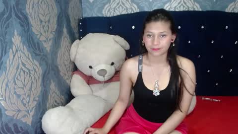 Lily online show from February 17, 6:06 pm