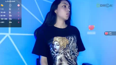 Liliana louise online show from December 4, 10:13 pm