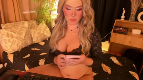 IM YOUR TRUE GODESS Lilymonstercock online show from May 29, 5:16 am