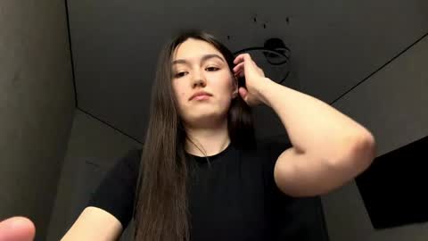 Lily online show from March 30, 3:56 pm