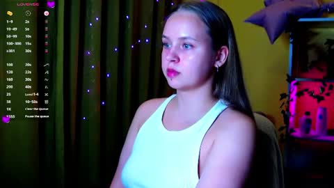 Lily online show from July 20, 8:10 pm