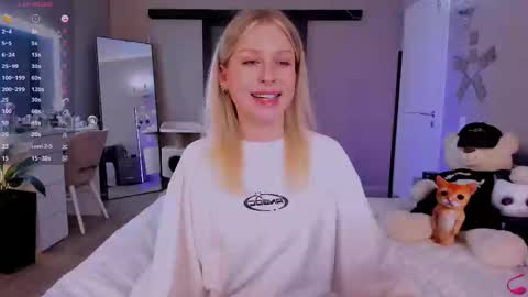 Lily online show from February 13, 6:05 pm