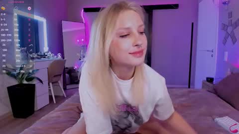 Lily online show from February 9, 6:58 pm