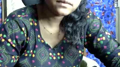 limaakter246618 online show from October 4, 4:38 pm