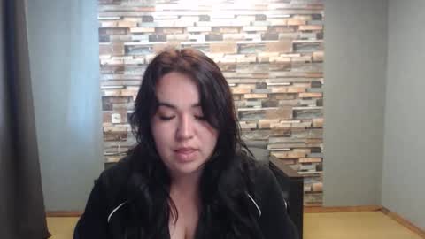 busty princess online show from May 16, 10:36 am