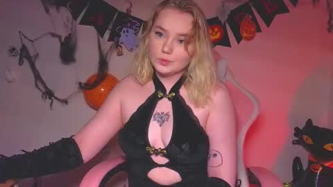 lime cat online show from October 30, 1:17 am