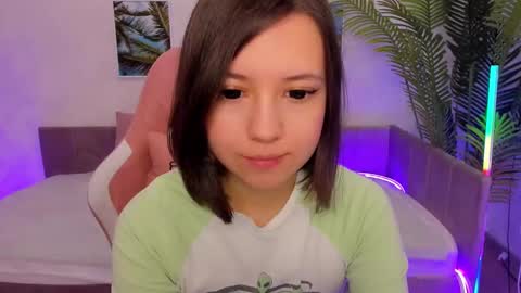 Lina online show from March 6, 5:03 am