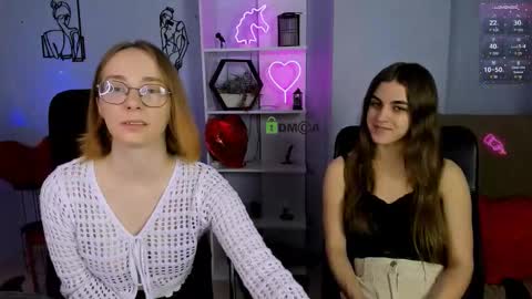 lina_fox12 online show from December 2, 1:20 pm