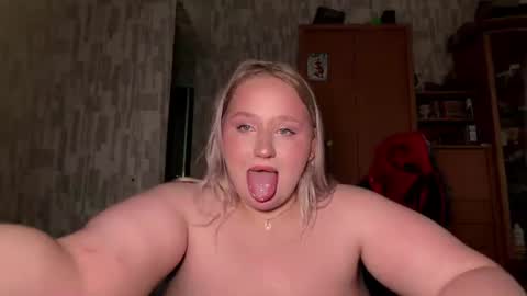 lina_hottie online show from June 27, 12:22 pm