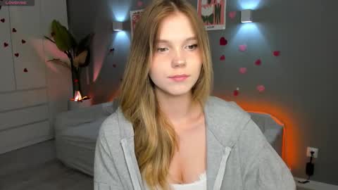 Lina online show from February 22, 1:36 pm