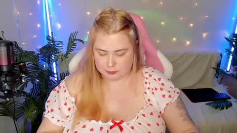 Snapshot of lina_linx chatting on January 16, 9:40 pm lina_linx online show from January 16, 9:40 pm