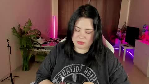 Snapshot of lina_linx chatting on September 15, 6:59 am lina_linx online show from September 15, 6:59 am