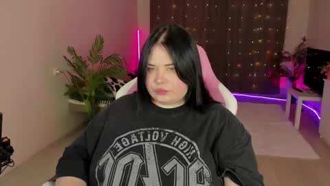 Snapshot of lina_linx chatting on September 24, 6:47 pm lina_linx online show from September 24, 6:47 pm