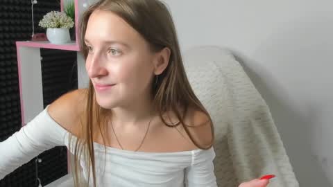 lina_massey online show from July 15, 12:49 am