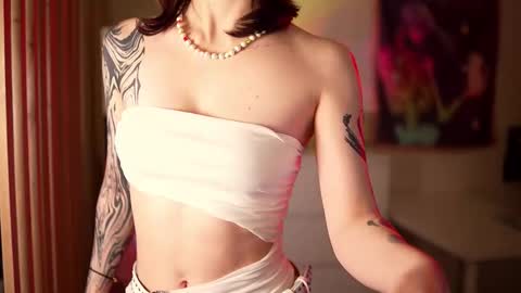 Lina -  online show from January 17, 9:56 pm