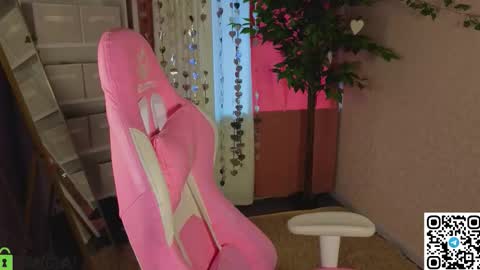 LINA online show from February 6, 7:12 am