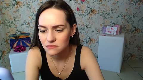 Snapshot of lina_star_s chatting on March 10, 7:22 am Lina online show from March 10, 7:22 am