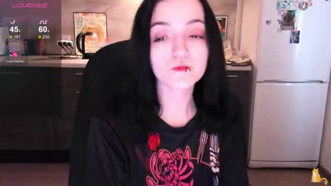 Lina 3  1715622743 online show from October 20, 7:35 am