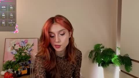 Lina online show from November 25, 3:00 pm