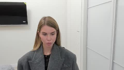 Snapshot of linabey chatting on October 25, 4:07 pm linabey online show from October 25, 4:07 pm