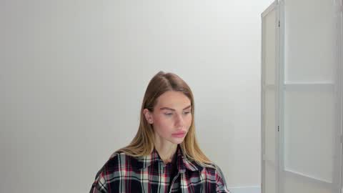 Snapshot of linabey chatting on October 24, 2:51 pm linabey online show from October 24, 2:51 pm