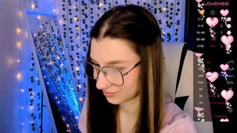 Lina online show from April 9, 6:19 am