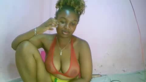 linah1123 online show from October 19, 10:42 am