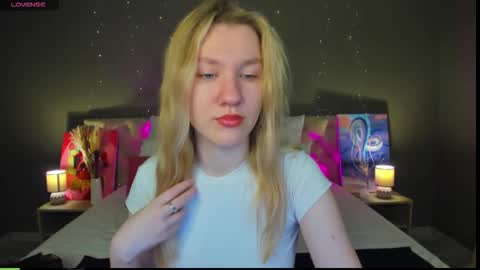 Snapshot of linarayy chatting on October 21, 9:25 am linarayy online show from October 21, 9:25 am