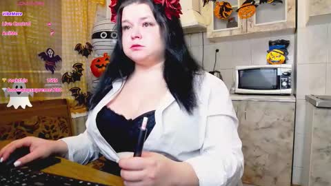 Lina online show from October 31, 12:16 pm