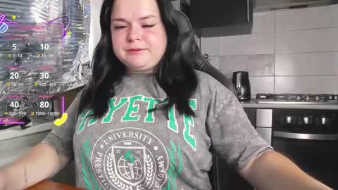 Lina online show from September 15, 7:32 am