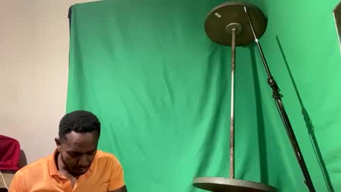 Snapshot of lincolnlongdick chatting on December 3, 12:44 pm Richie Rich online show from December 3, 12:44 pm