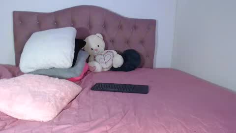 linda online show from September 22, 11:42 pm