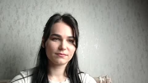 Linda online show from February 16, 7:49 pm