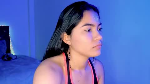 Alana online show from September 14, 8:10 pm