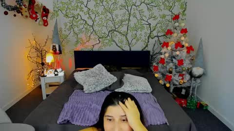 Linda online show from December 21, 7:27 pm