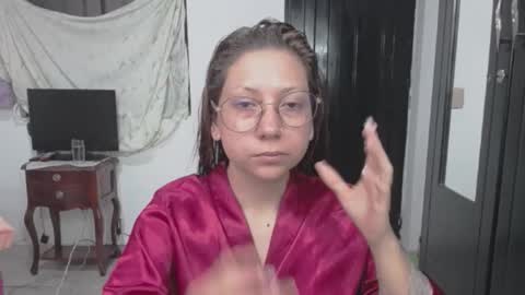 naomi online show from March 1, 10:03 pm