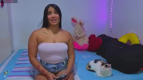 Snapshot of linda_rose28 chatting on September 29, 2:49 pm linda_rose28 online show from September 29, 2:49 pm